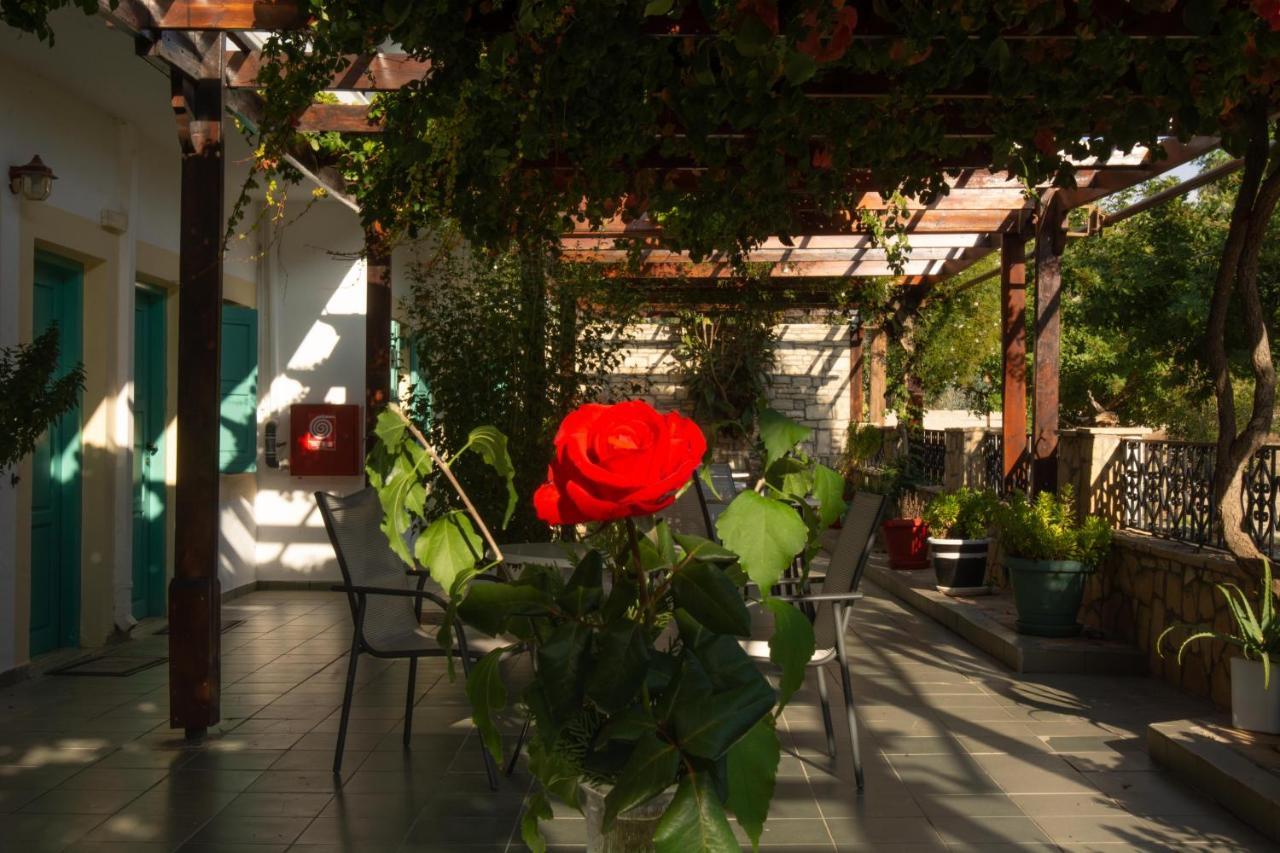 Dimitris Villa Hotel Матала Екстер'єр фото